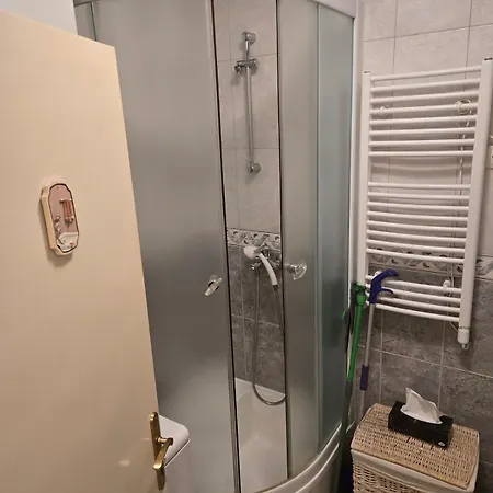 Beautifull Spacious Apartment *